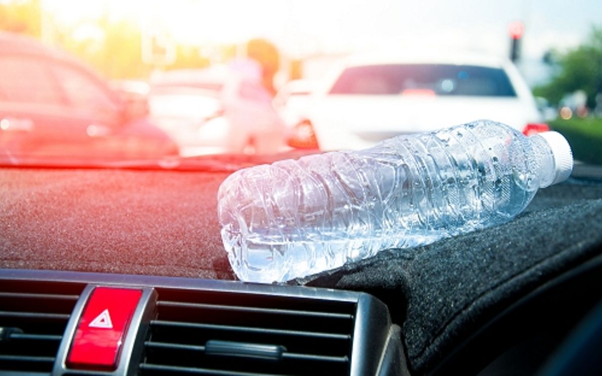 Auto sotto il sole