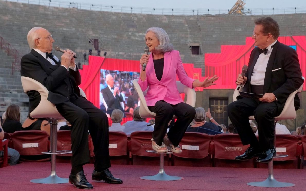 Pippo Baudo in Arena con Cecilia Gasdia e Di Bella