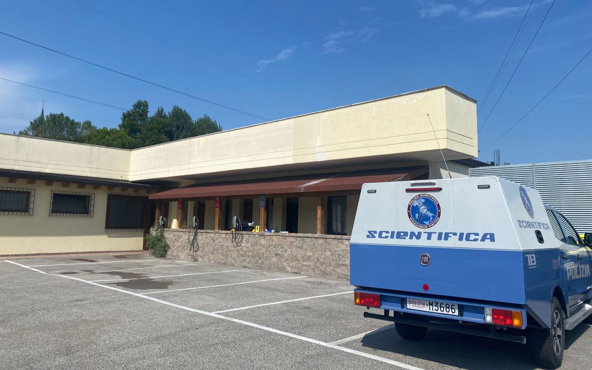 Polizia Scientifica in via Sacro Cuore