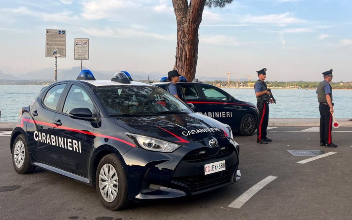 Carabinieri sul lago