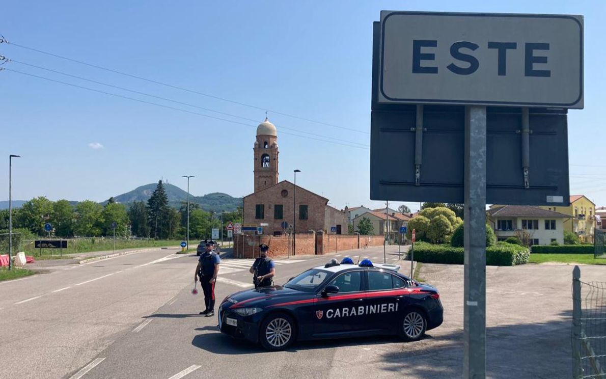 Carabinieri a Este