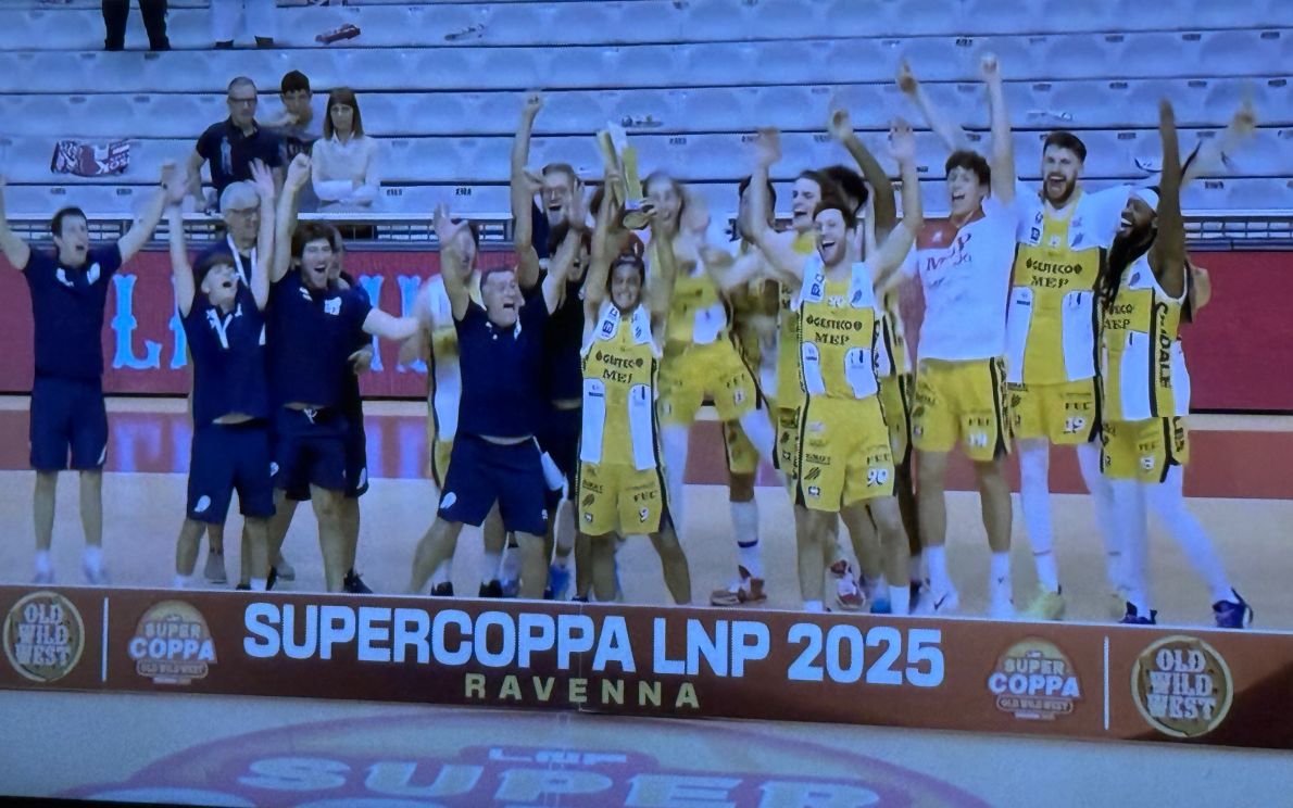 Cividale con la Supercoppa