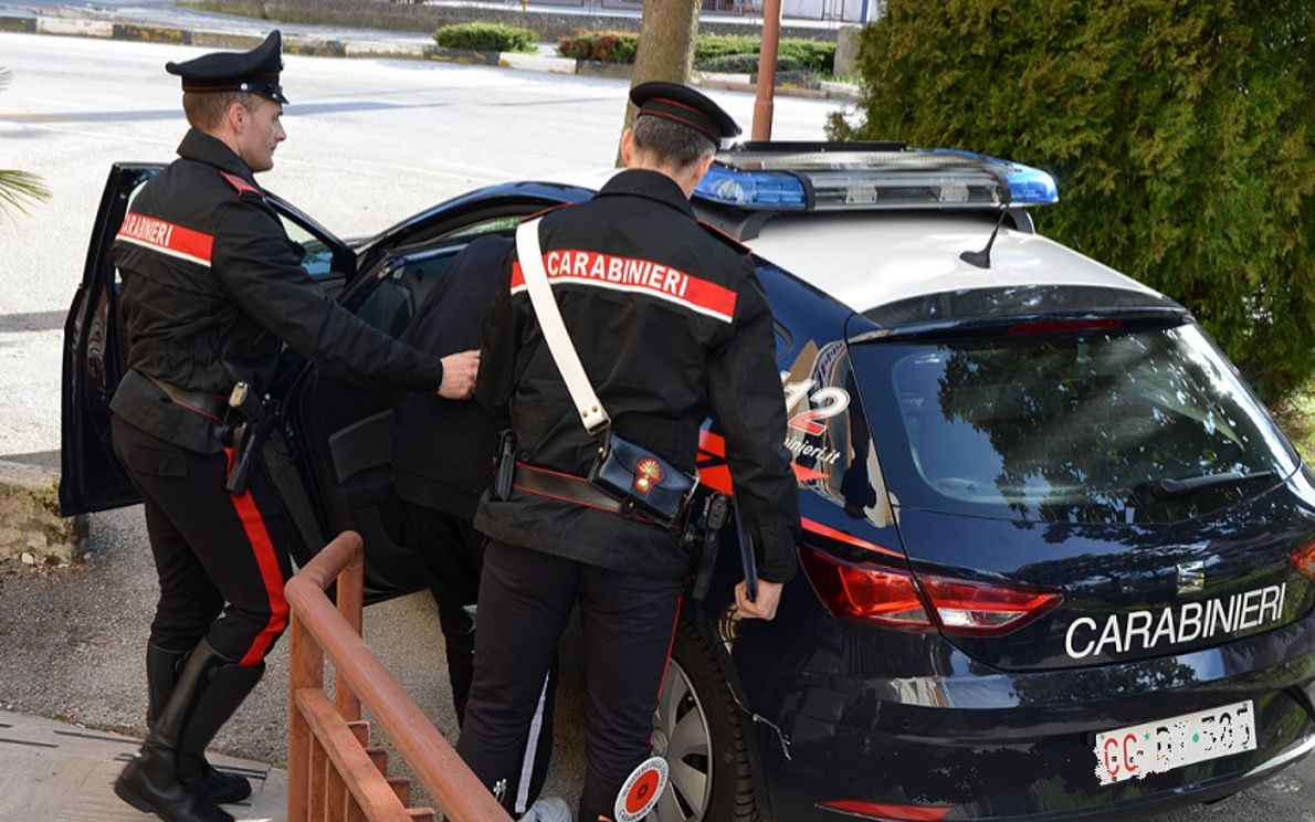 Arresto dei Carabinieri