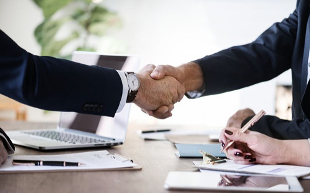 Lavoro, contratto, reclutamento