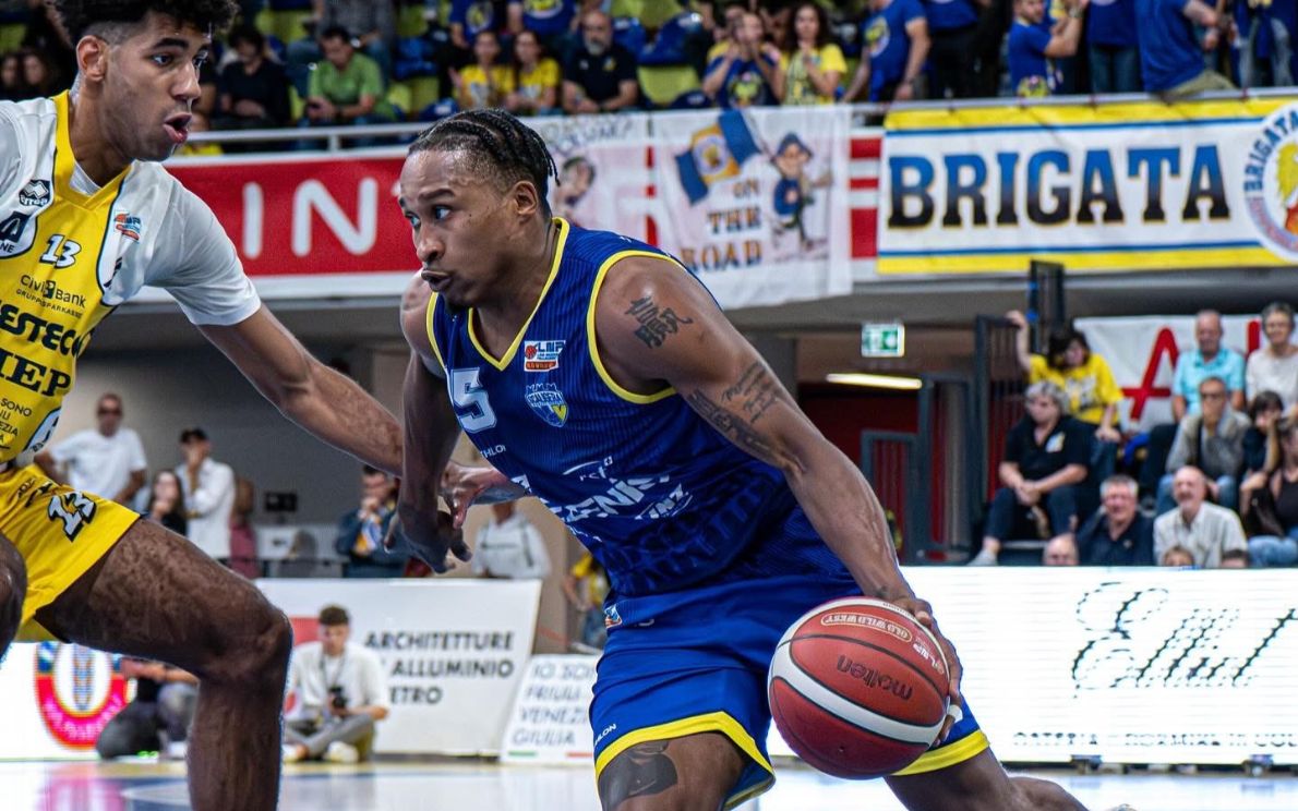Tyrus McGee: 5 punti con 2/15 al tiro