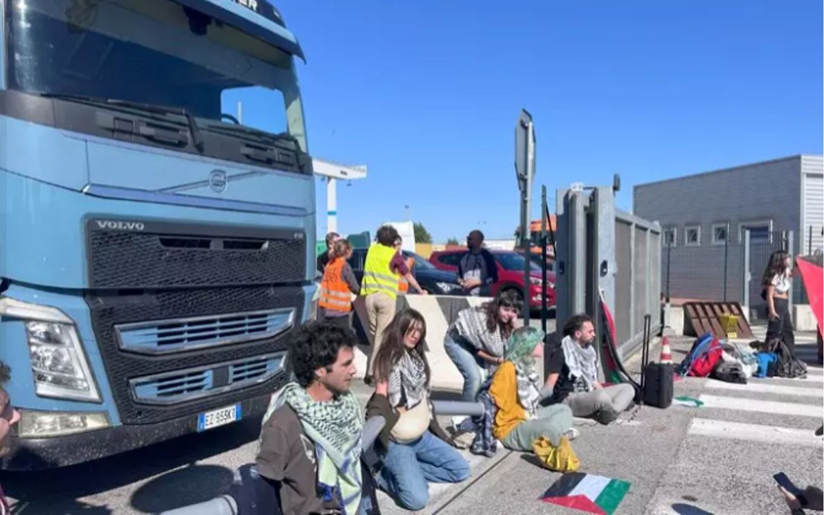 Extinction Rebellion blocca Interporto di Padova