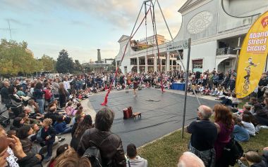 Abano street circus