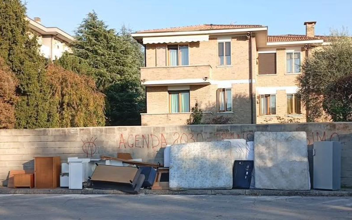 Area ecologica Cadoneghe, rifiuti abbandonati
