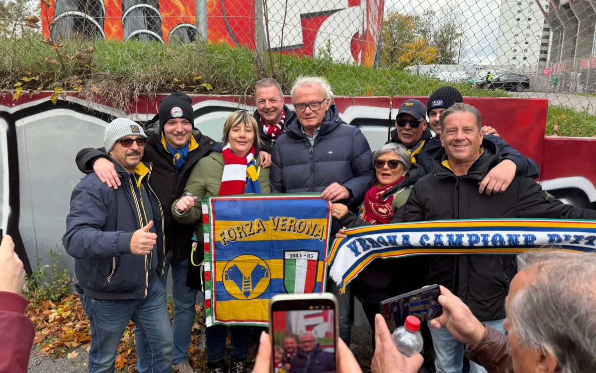 I tifosi del Verona a Kaiserlautern
