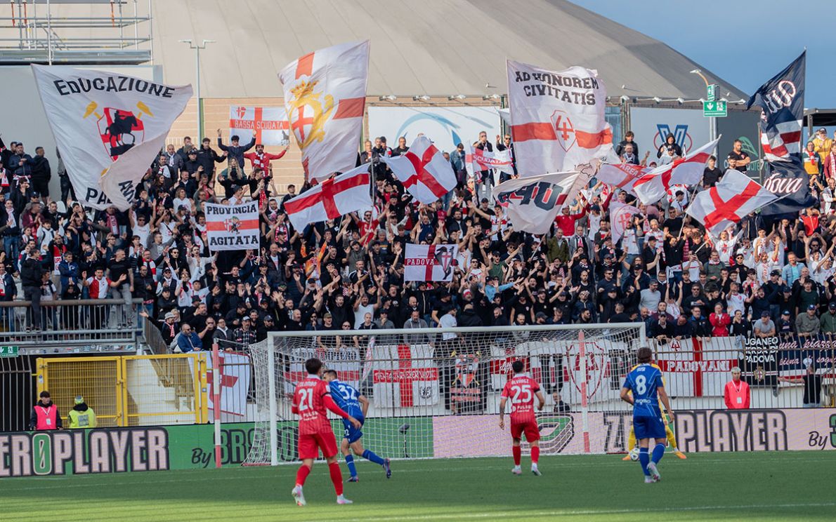 tifosi padovani a Monza (Boggian)
