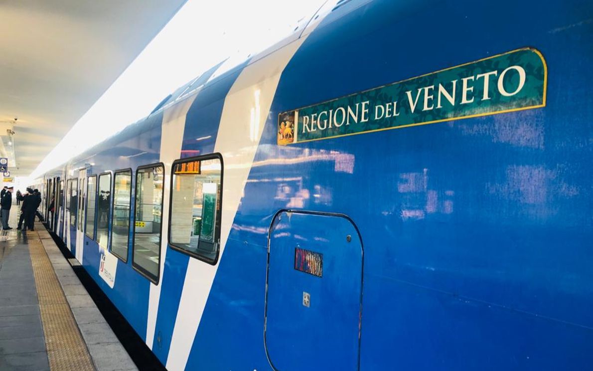 Un treno regionale