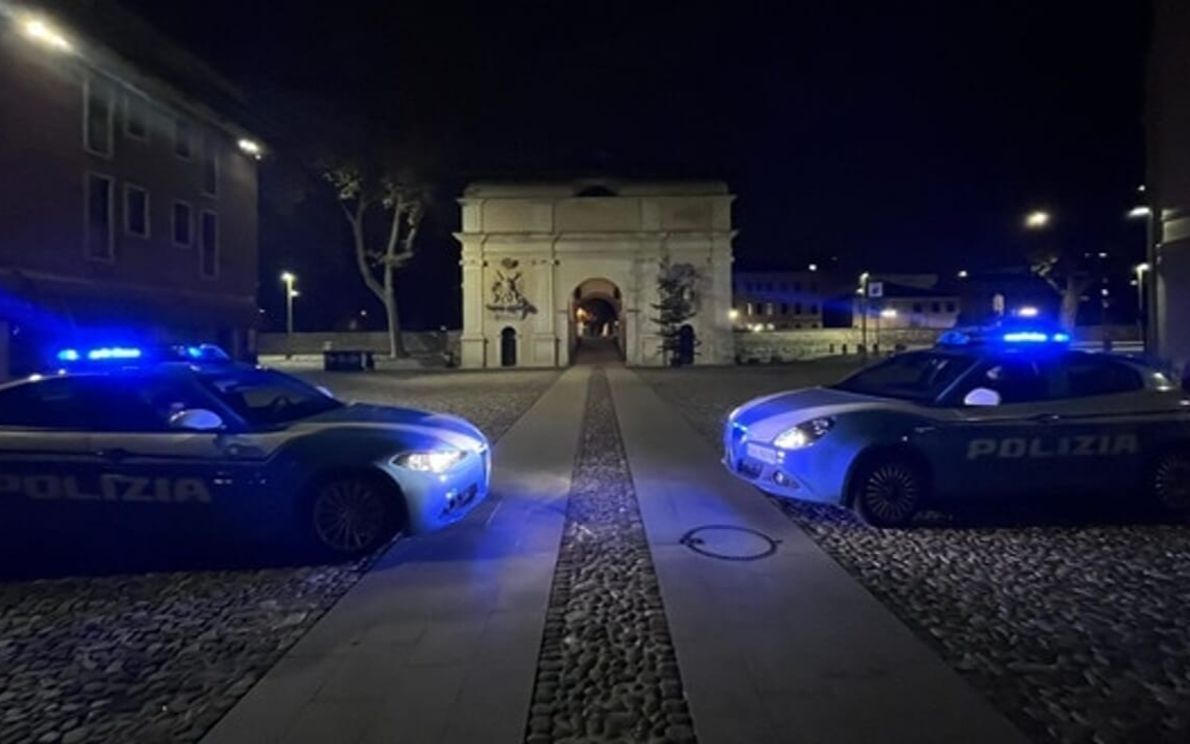 Polizia al Portello