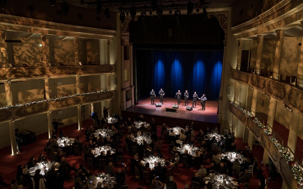 Cene spettacolo al Ristori