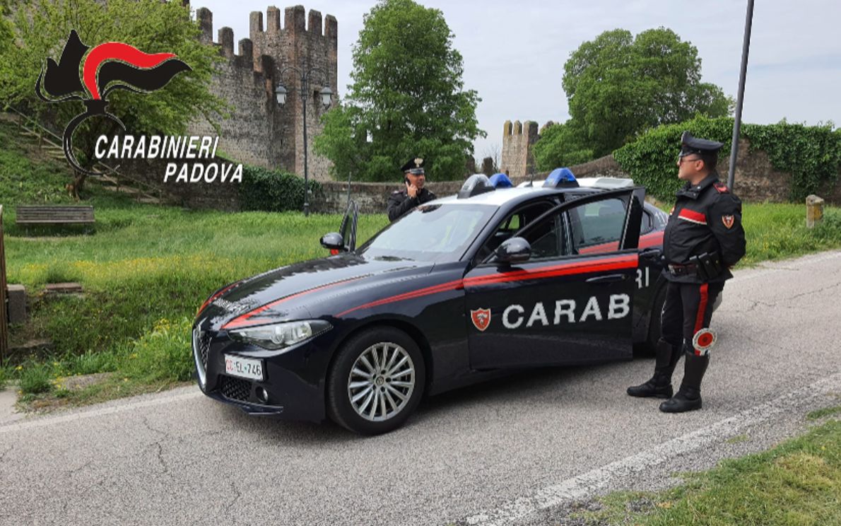Carabinieri a Este