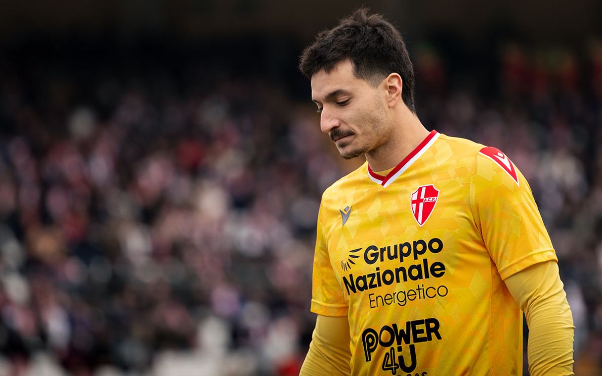 Il portiere Sorrentino (foto Rilli-CalcioPadova)