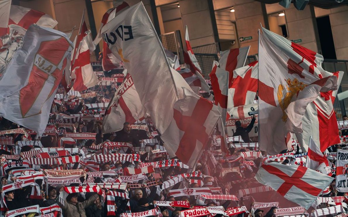 Tifo in Padova-Venezia (foto Boggian)