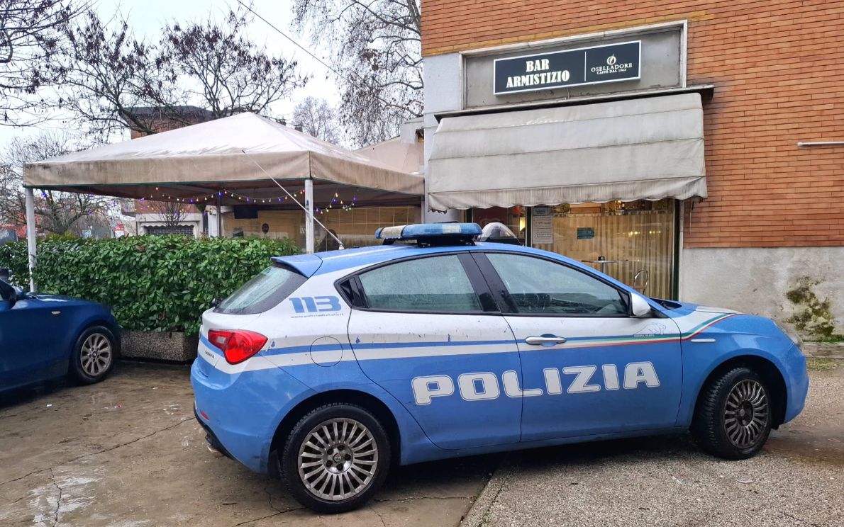 Bar Armistizio, chiuso per 30 giorni dalla Polizia