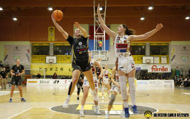 una fase di Lupe Basket-Reyer Venezia