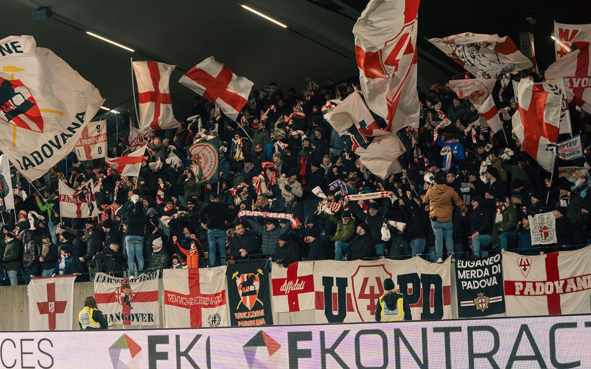 Tifosi padovani a Bolzano (foto Boggian)