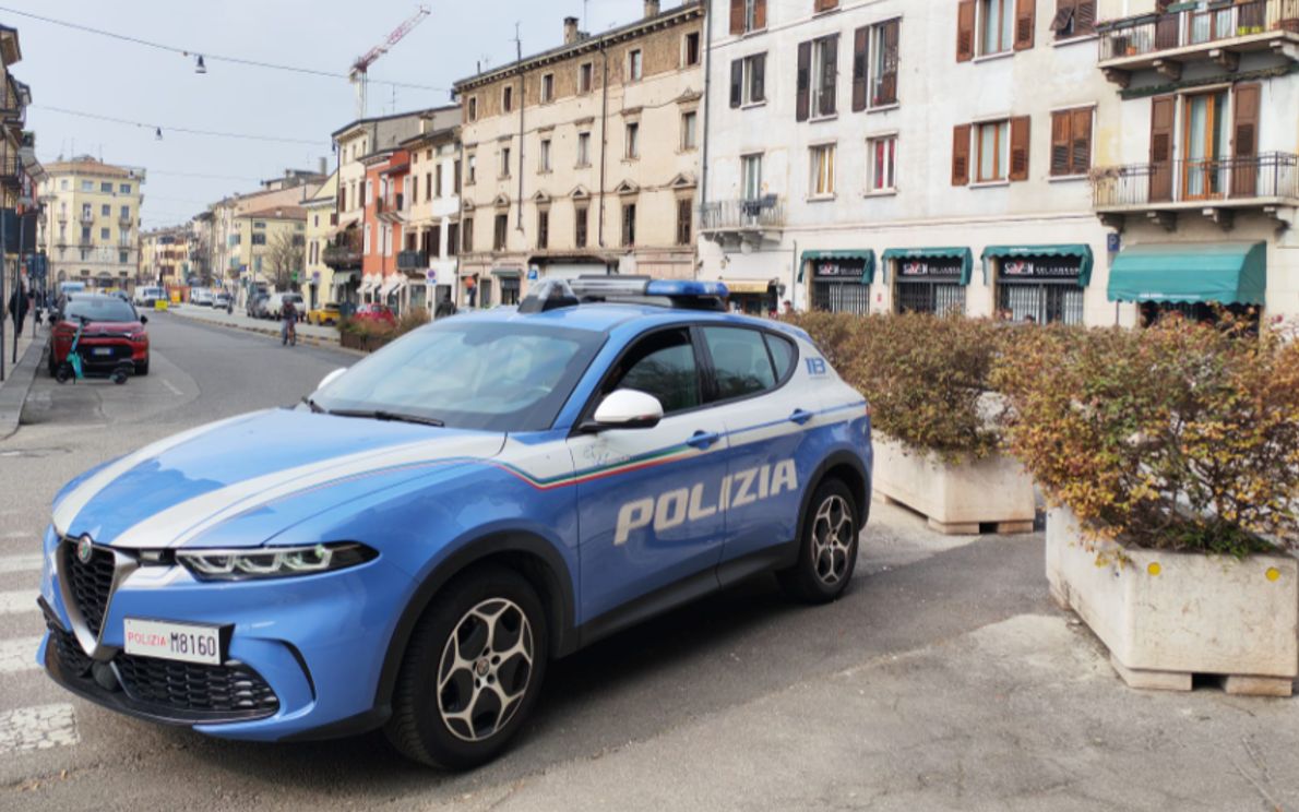 Polizia a Porta Vescovo