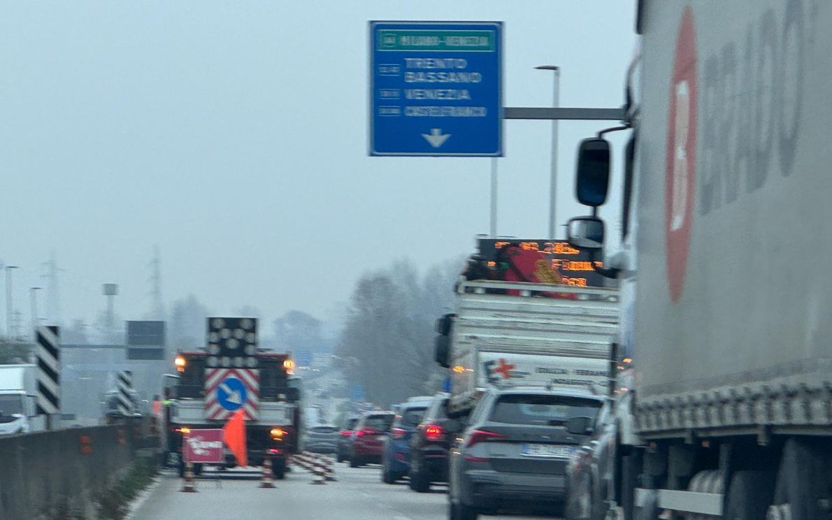 Incidente in tangenziale in direzione Padova Ovest