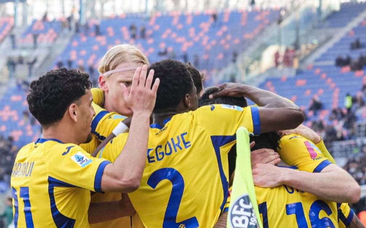 Hellas a Bologna (foto Facebook Hellas Verona)