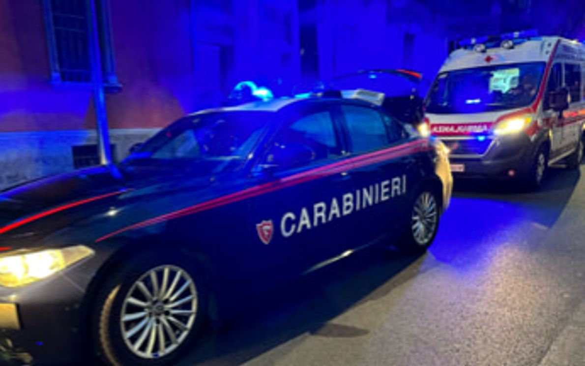 Carabinieri e ambulanza