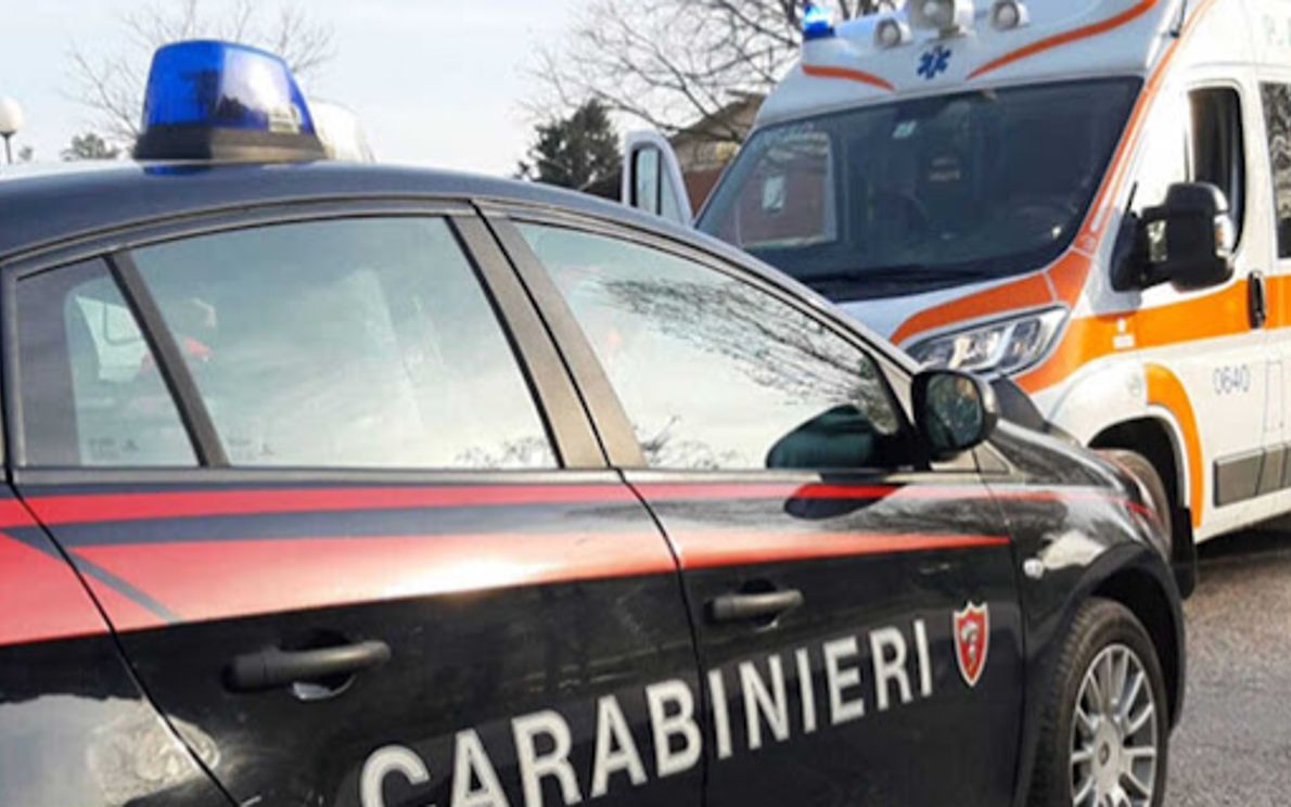 Carabinieri e ambulanza