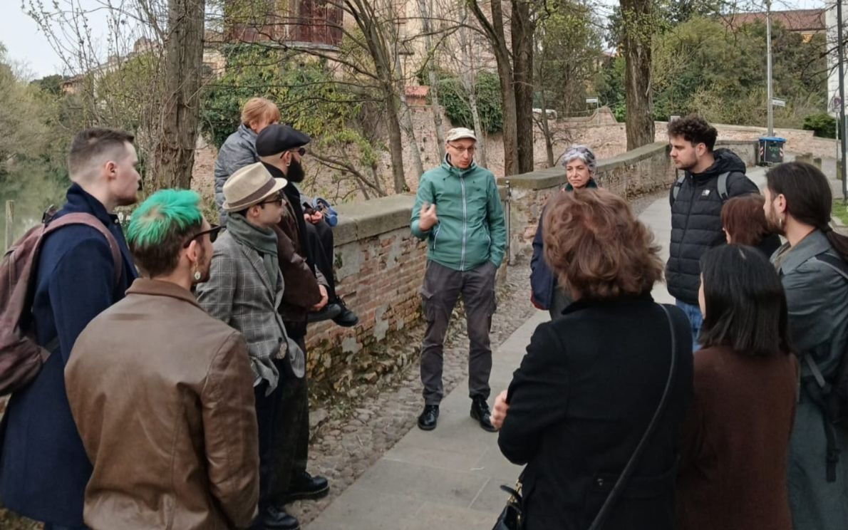 #gentiliamoci, parole gentili in movimento