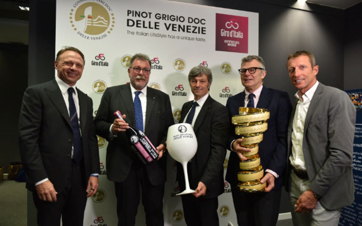 Giro Italia a Vinitaly