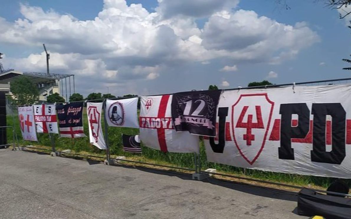 Bandiere tifosi Calcio Padova