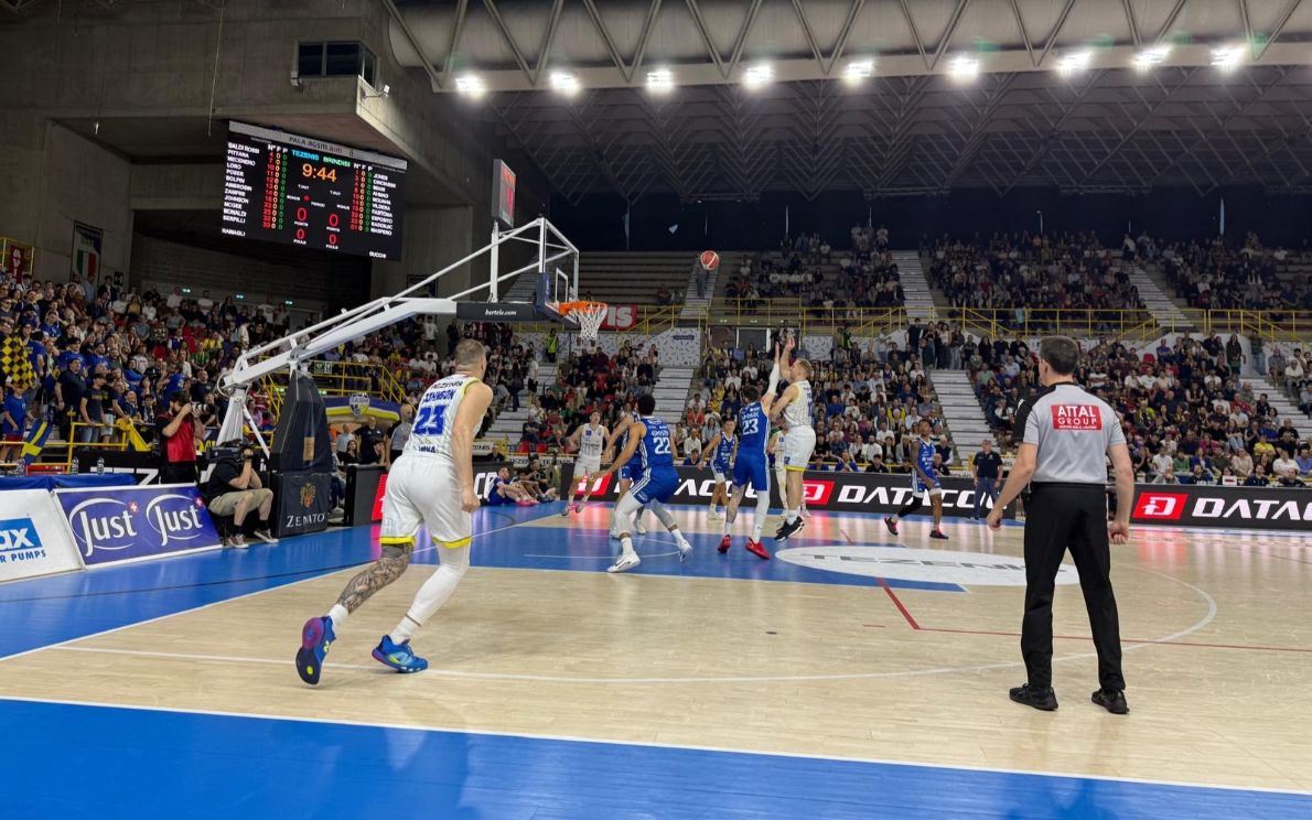 Tezenis-Brindisi