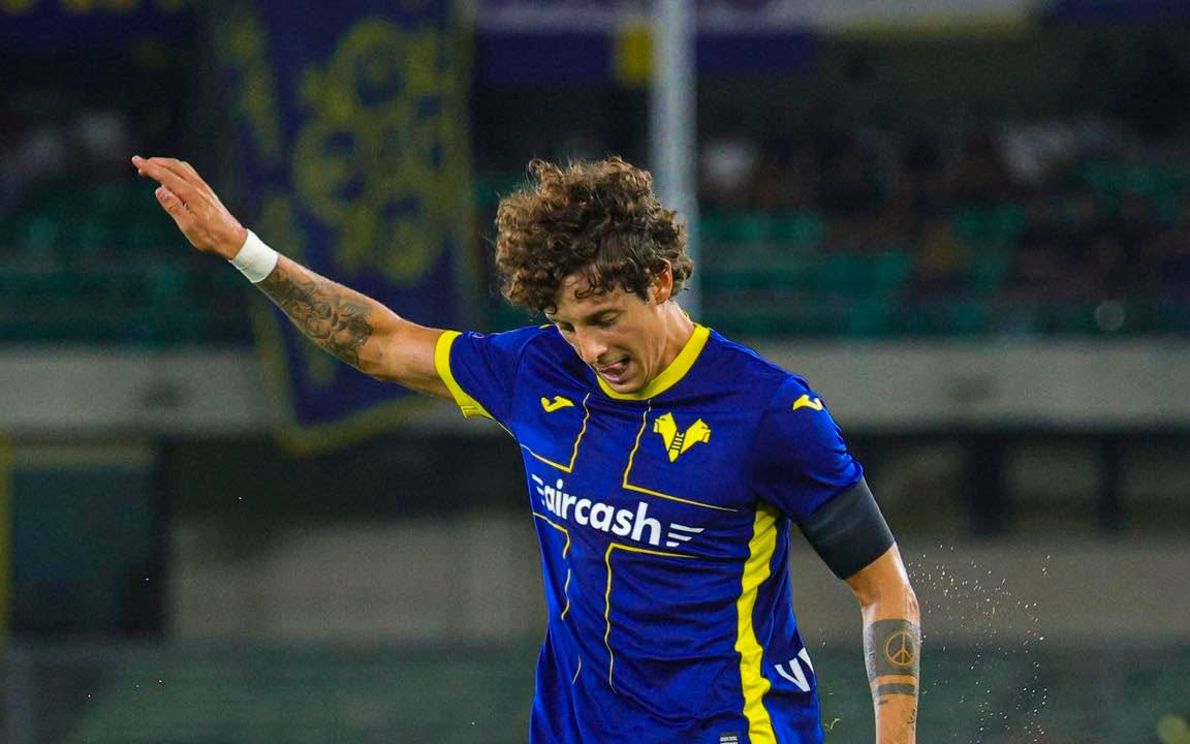 Bradaric, foto facebook da hellasveronafc
