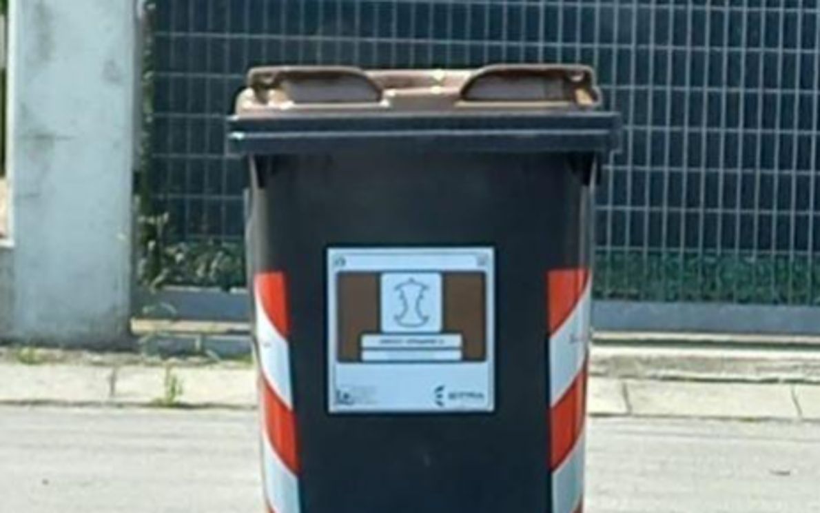 Contenitore rifiuto umido di Etra
