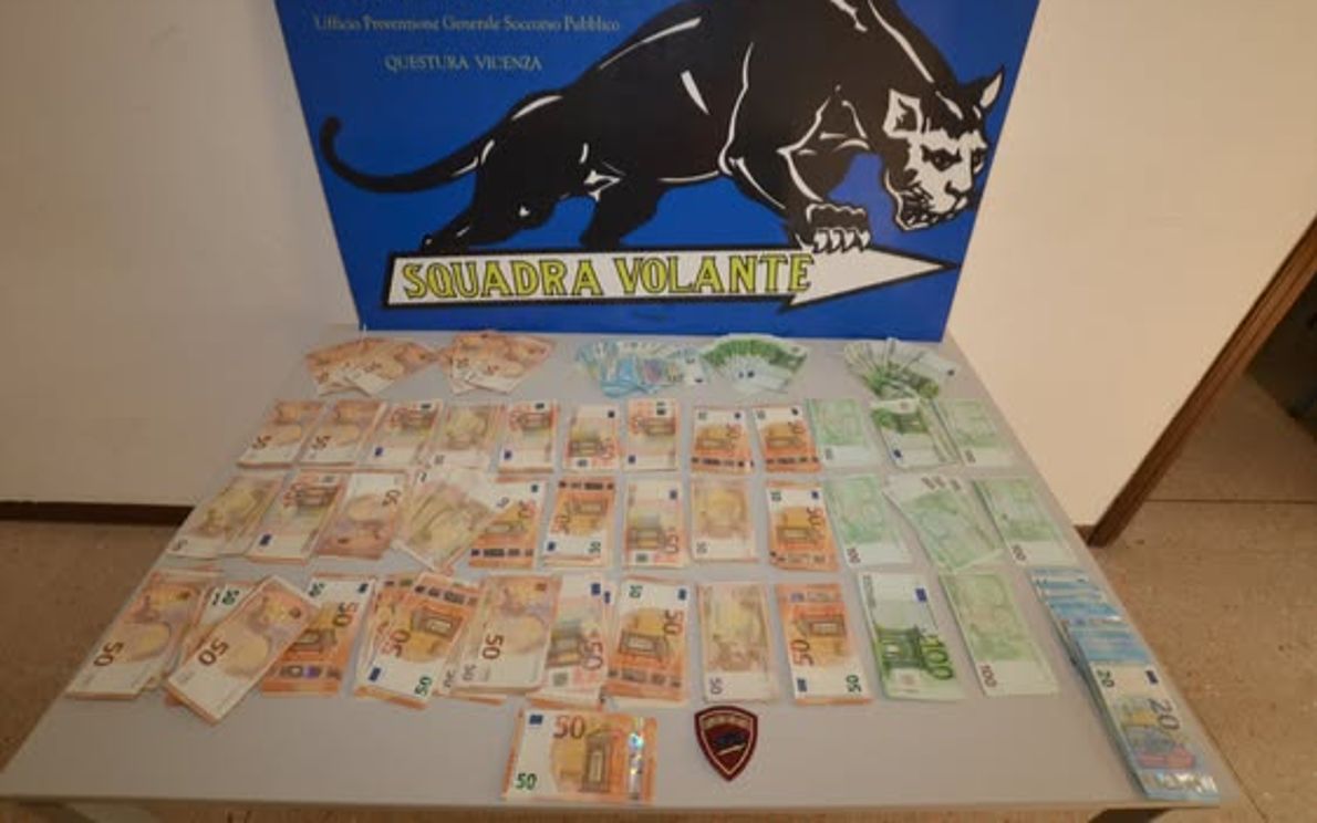 Polizia, sequestro soldi