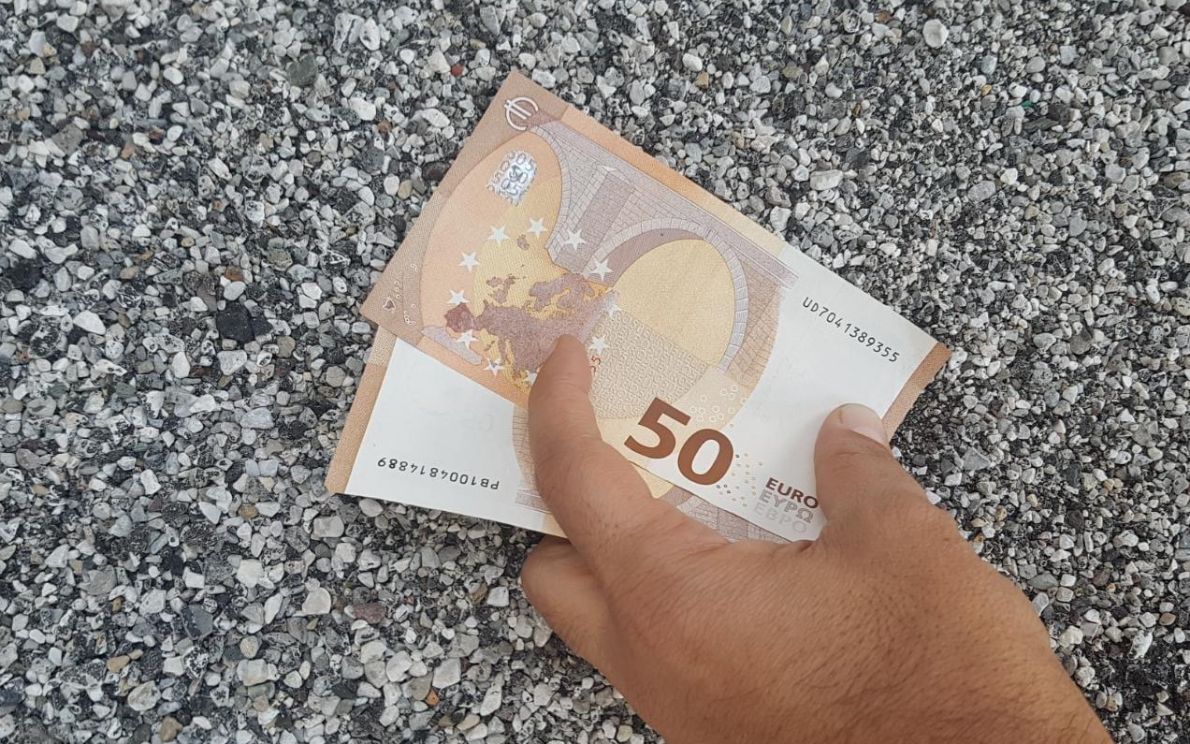 Soldi trovati al parco