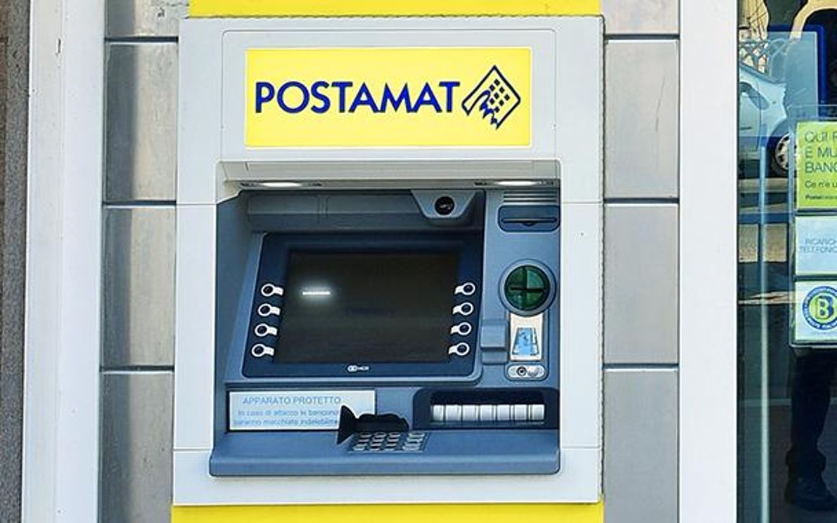 Postamat di Poste Italiane
