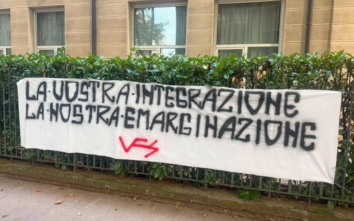 Striscione razzista a Mestre