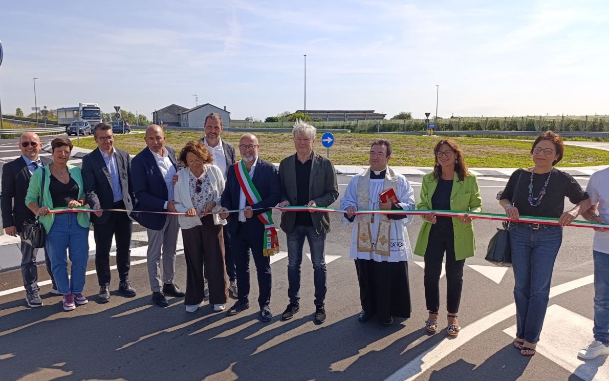 L’inaugurazione della rotonda