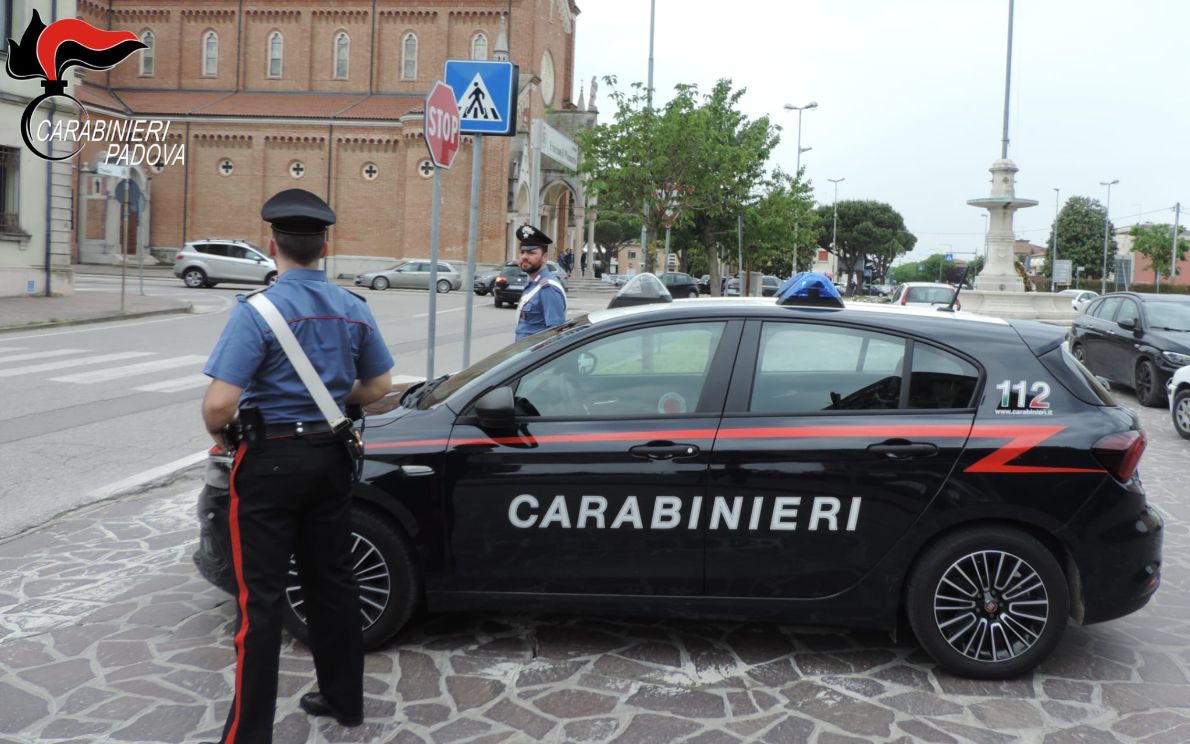 Carabinieri a Trebaseleghe