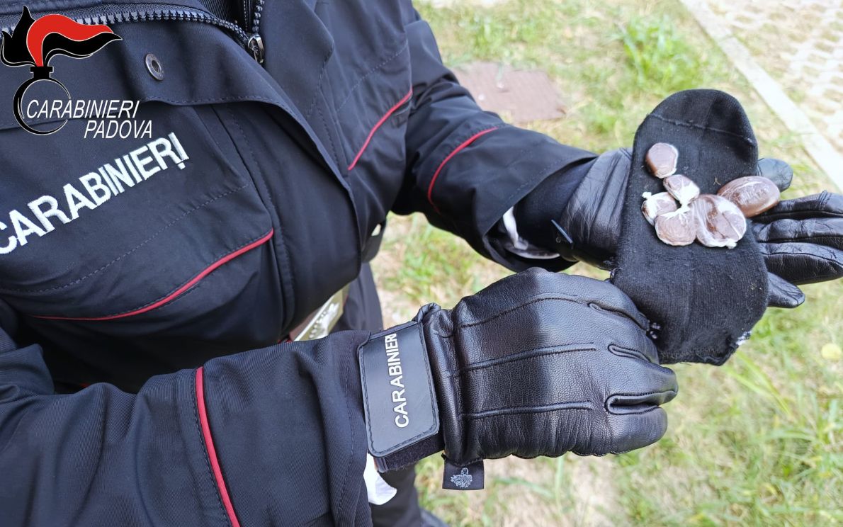 Eroina sequestrata dai Carabinieri