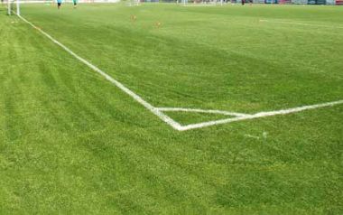 Un campo da calcio