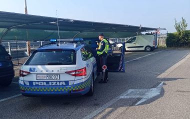 Polizia Stradale in autogrill